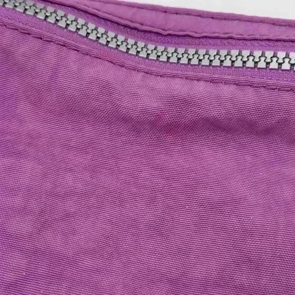 Kipling Alvar Crossbody Bag Travel Purse Purple Adjustable Strap Zip Closure - Picture 10 of 12